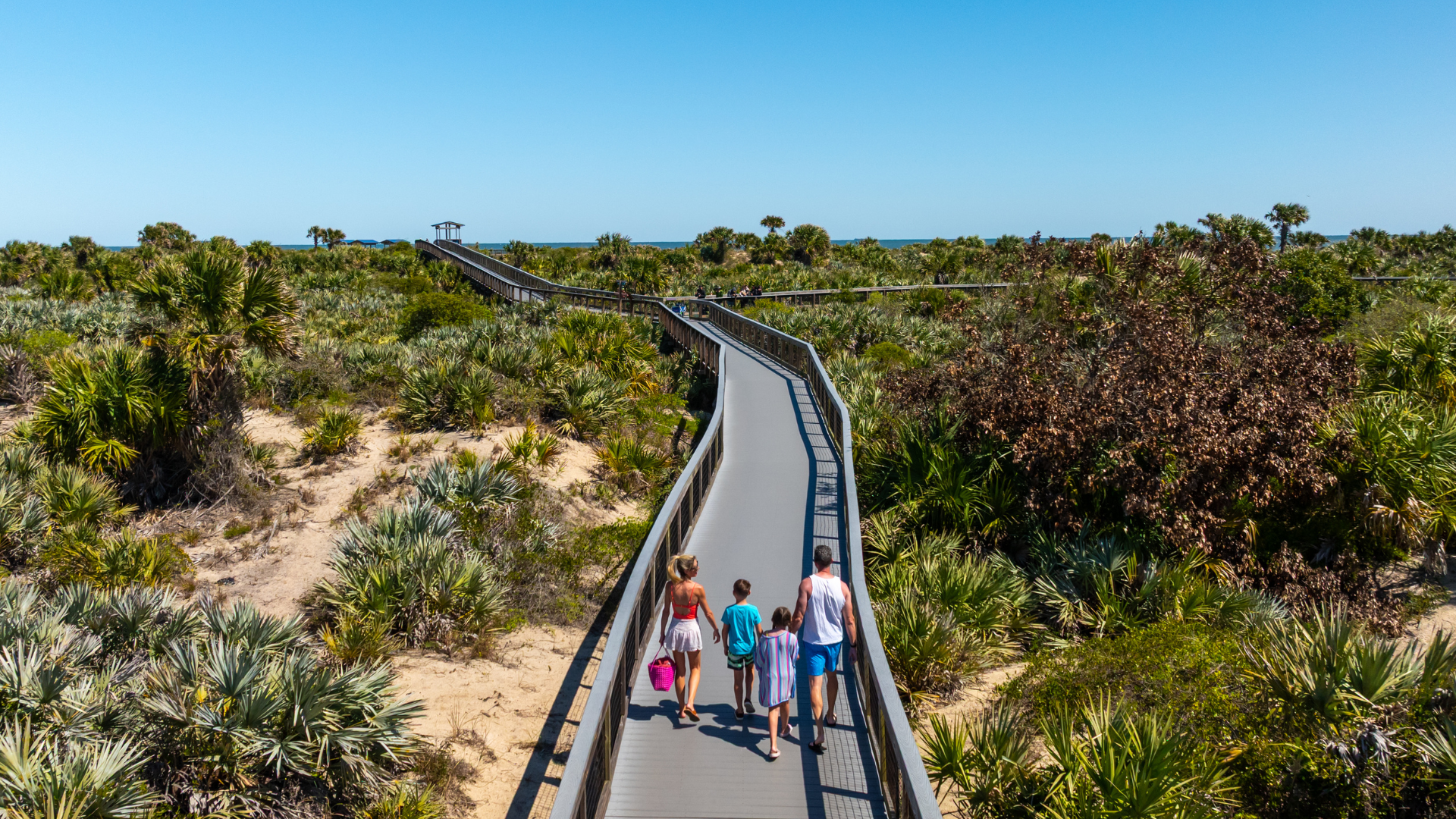 A Seaside Thanksgiving in New Smyrna Beach: Gratitude on the Atlantic Shore