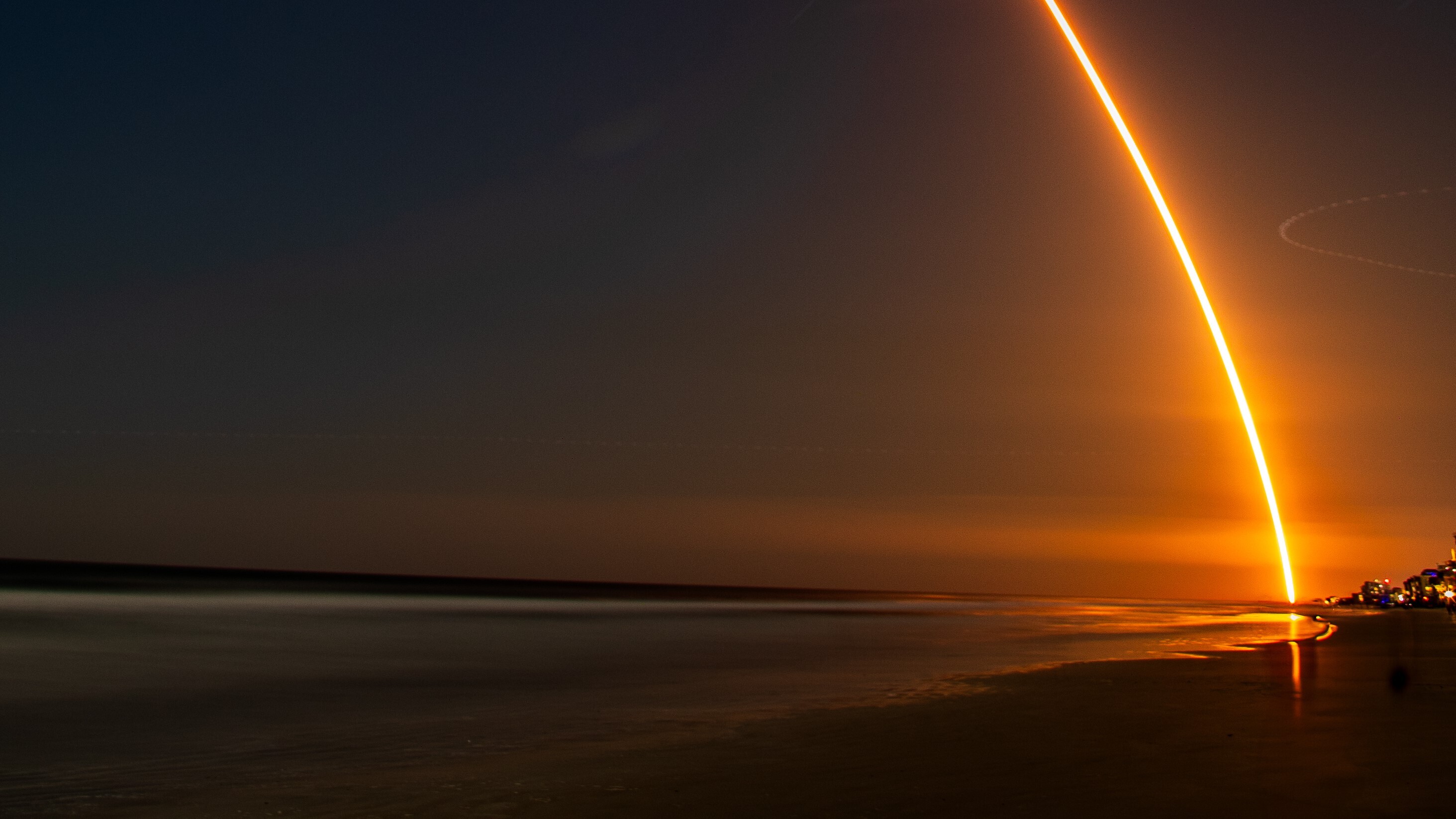 Watch the Artemis Launch from the New Smyrna Beach Area
